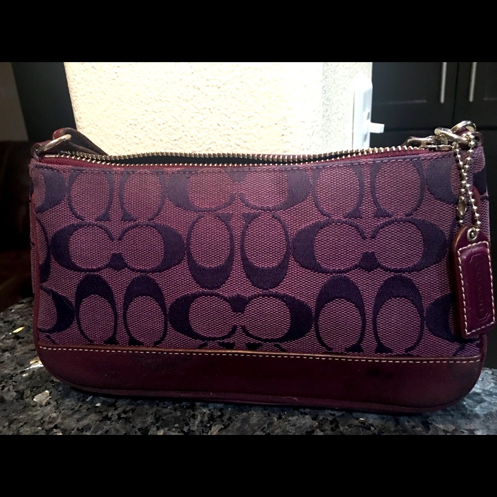 Cute little purse good condition